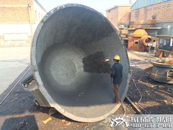 為了解決鑄件氣泡的缺陷，我拼命找到了騰飛鑄鋼件加工廠家