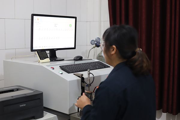 鑄鋼件加工廠家是怎么控制鑄件的化學成分？