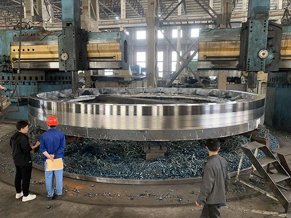 聊一聊，鑄鋼件加工廠家對(duì)鑄件加工需要注意的事