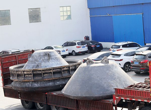 大型鑄造加工廠家講解鑄件的金屬凝固過程中存在哪些問題？