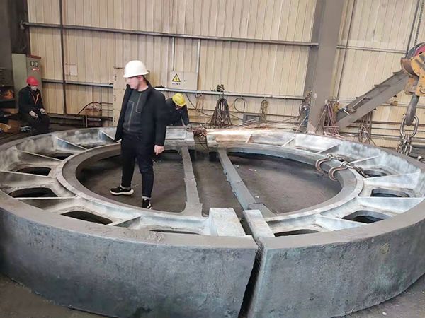 大齒輪質(zhì)量如何？不多說，大齒輪加工廠家領(lǐng)你去參觀